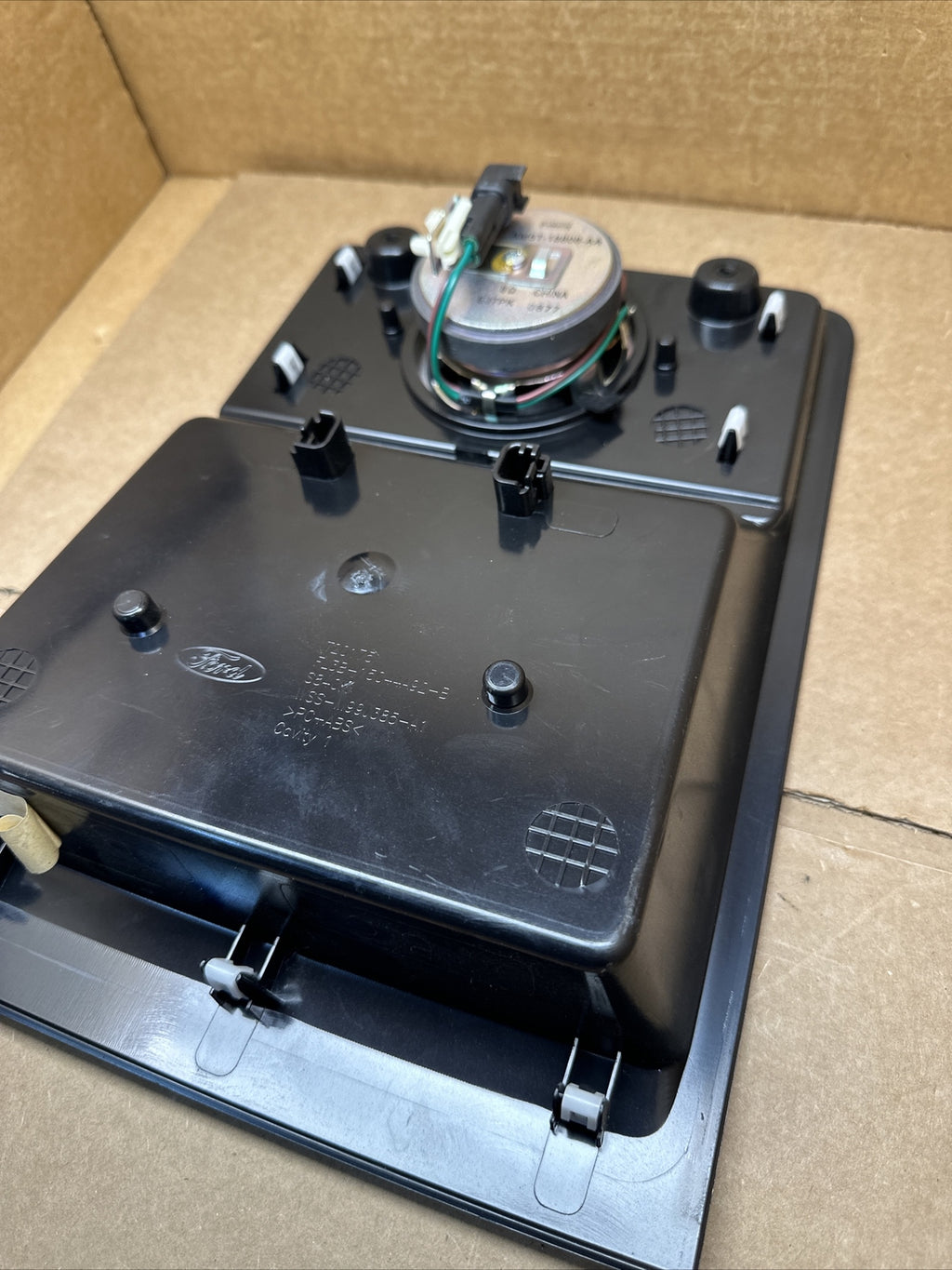2015 2017 Ford F150 Center Dash Tray Storage w Speaker AM5T 18808 AA OEM7