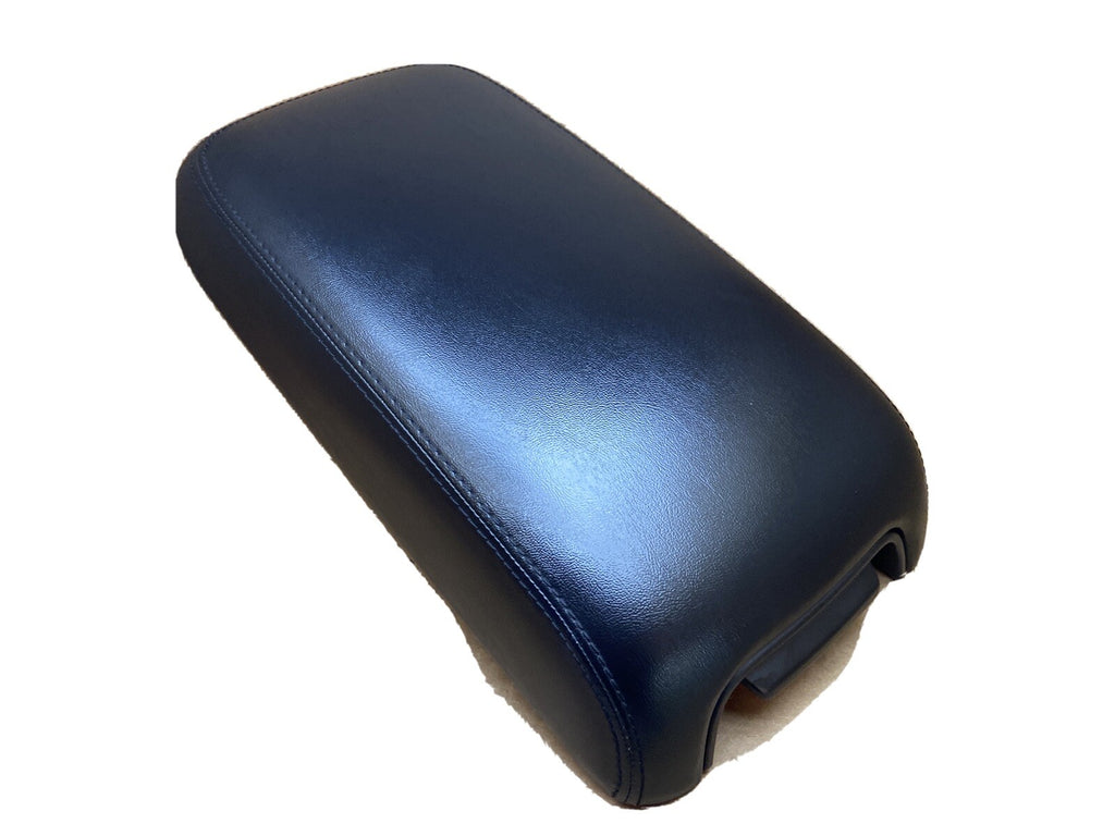 11 17 CHRYSLER 300 CENTER CONSOLE LID COVER TOP ARMREST ARM REST OEM BLACK0