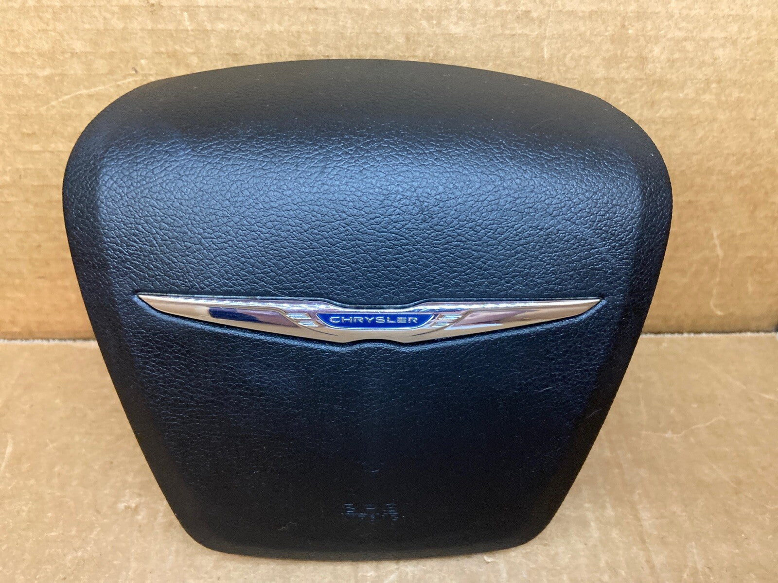 CHRYSLER 300 FRONT LEFT DRIVER SIDE STEERING WHEEL AIRBAG AIR BAG P1JA22DX9AH1