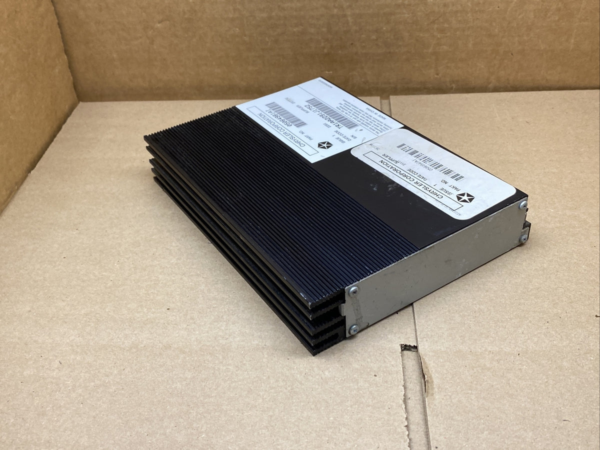 2011 2014 Dodge Charger Chrysler 300 Journey Audio Amplifier OEM 05064981AI6