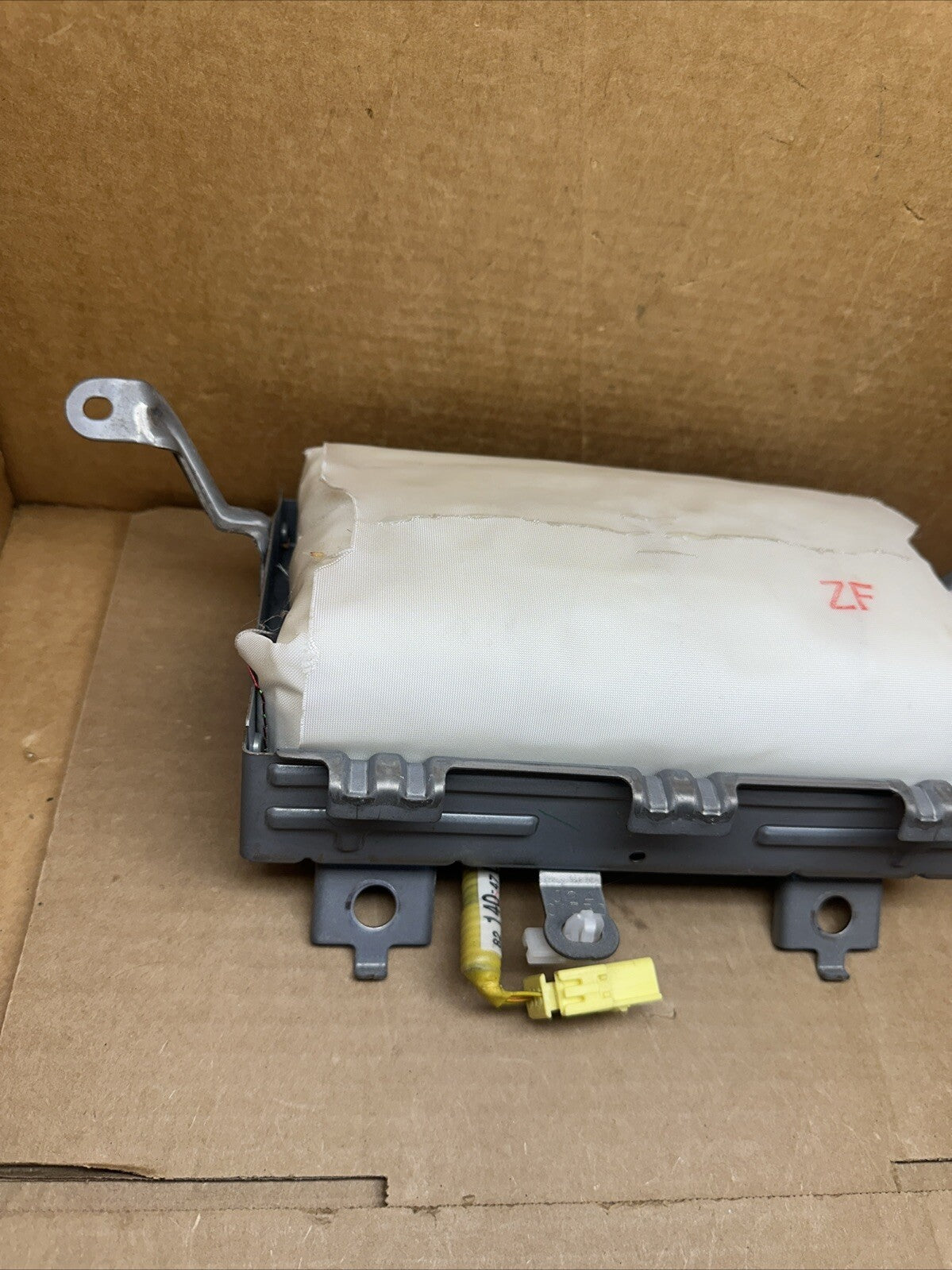2012 2018 Prius V Front Right Passenger Side Dash Air Bag Airbag2