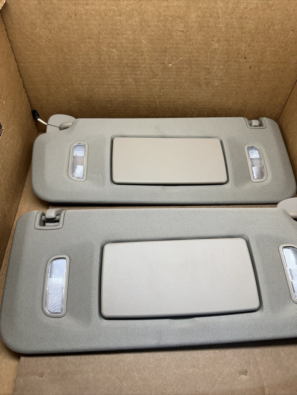2015 2020 Escalade Tan Driver Passenger LH RH Sunvisor Pair Sun Visor OEM TAN0