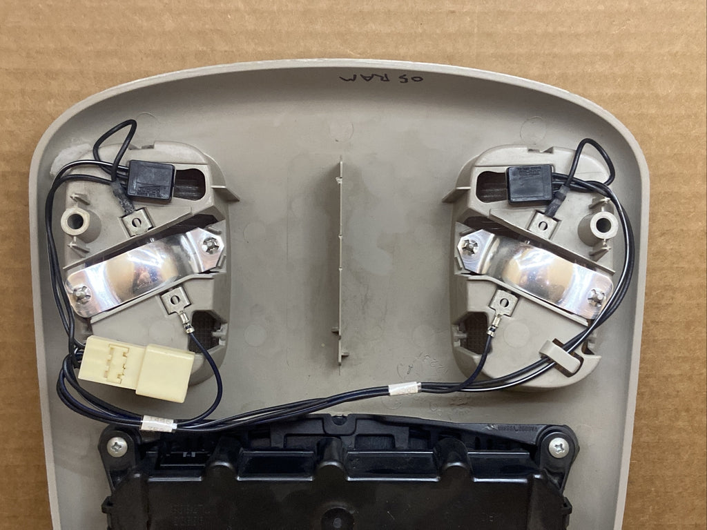 2002 2005 Dodge Ram Overhead Console Dome Map Lights Digital Display 56049706AF5