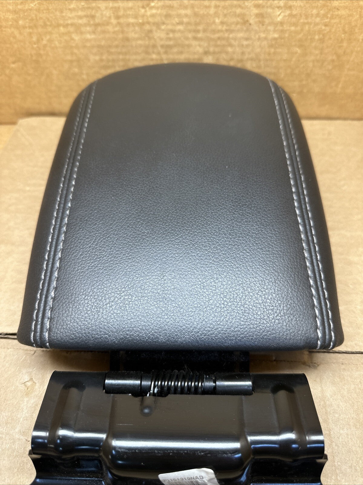 13 16 Ford Escape C Max Black Leather Arm Rest Armrest Center Console Lid OEM7