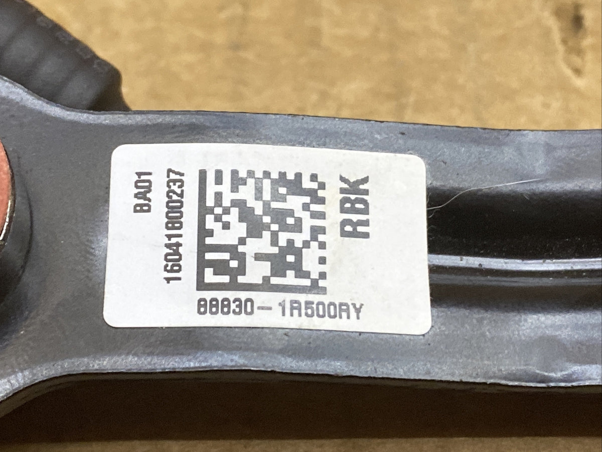 2011 2017 Hyundai Accent Front Left Driver Side Seatbelt Buckle 88830 1R500RY3