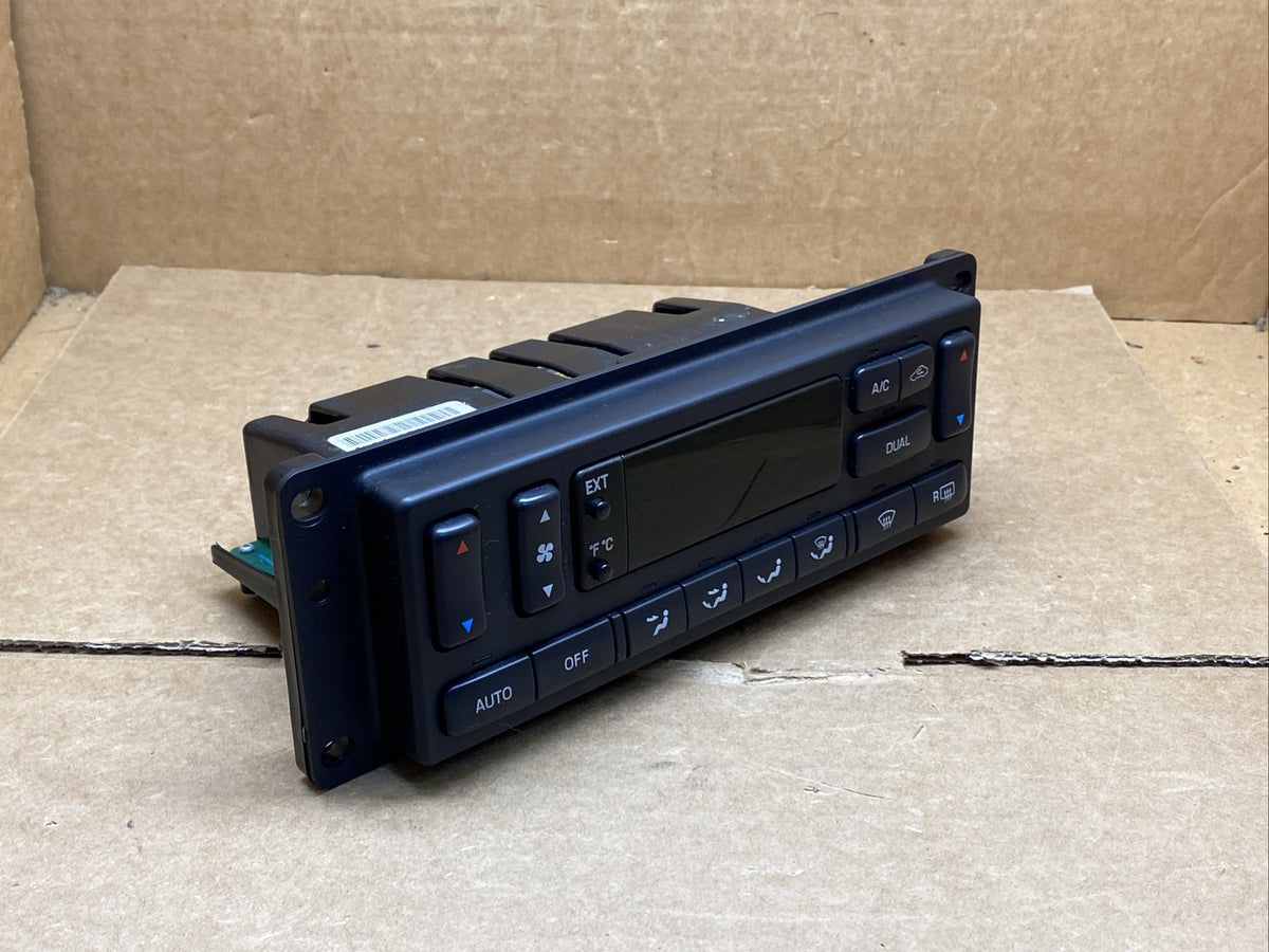 03 04 Ford Expedition Temp Temperature Climate Control Digital 4L14 18C612 AC4