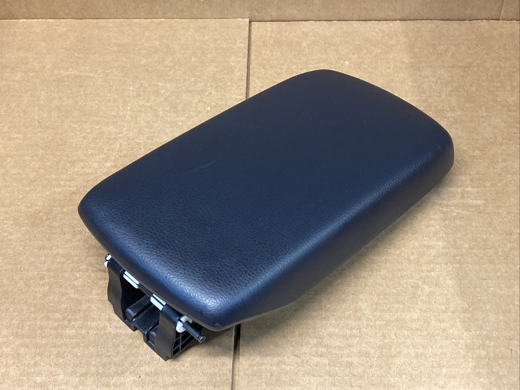 2013 2015 Toyota Rav4 Rav 4 Black Center Console Arm Rest Armrest Lid Black3