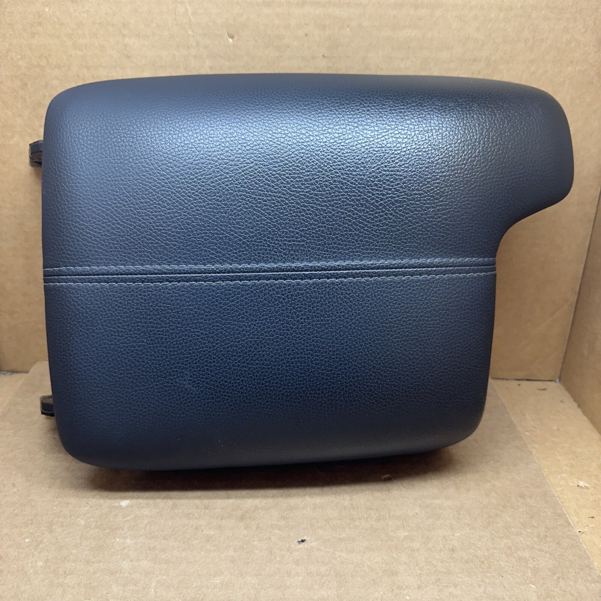 2013 2017 Honda Accord Center Console Arm Rest Armrest Lid Cover OEM Black6