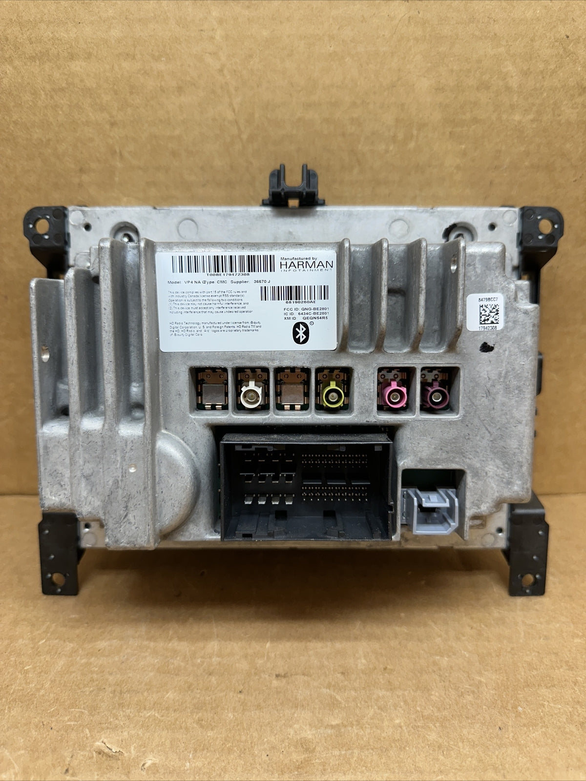 Jeep Cherokee RAM GPS Navigation VP3 Radio 8.4 Display Screen OEM 68190260AE3