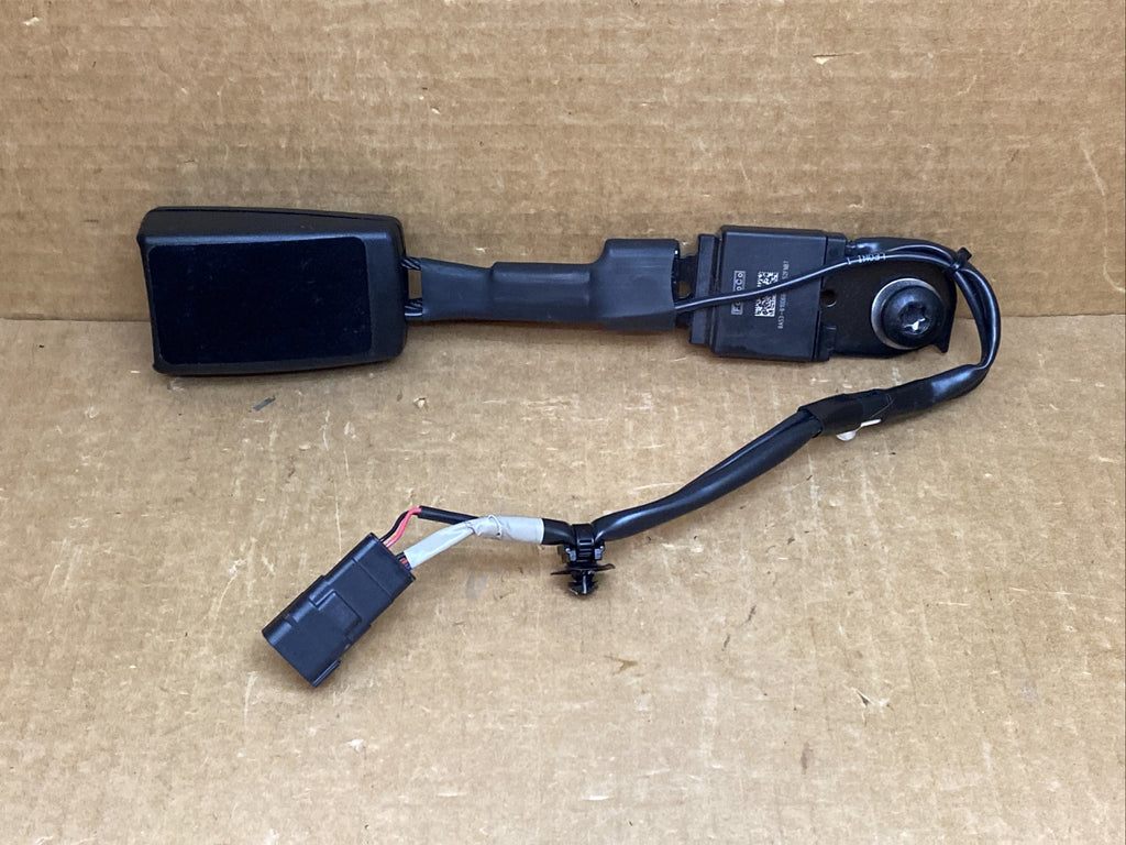 13 16 Escape C Max Front Right Passenger Side Seat Belt Seatbelt Buckle Black0