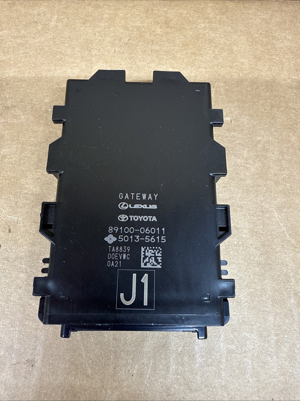 2018 2021 TOYOTA CAMRY NETWORK GATEWAY COMPUTER CONTROL MODULE 89100 060110