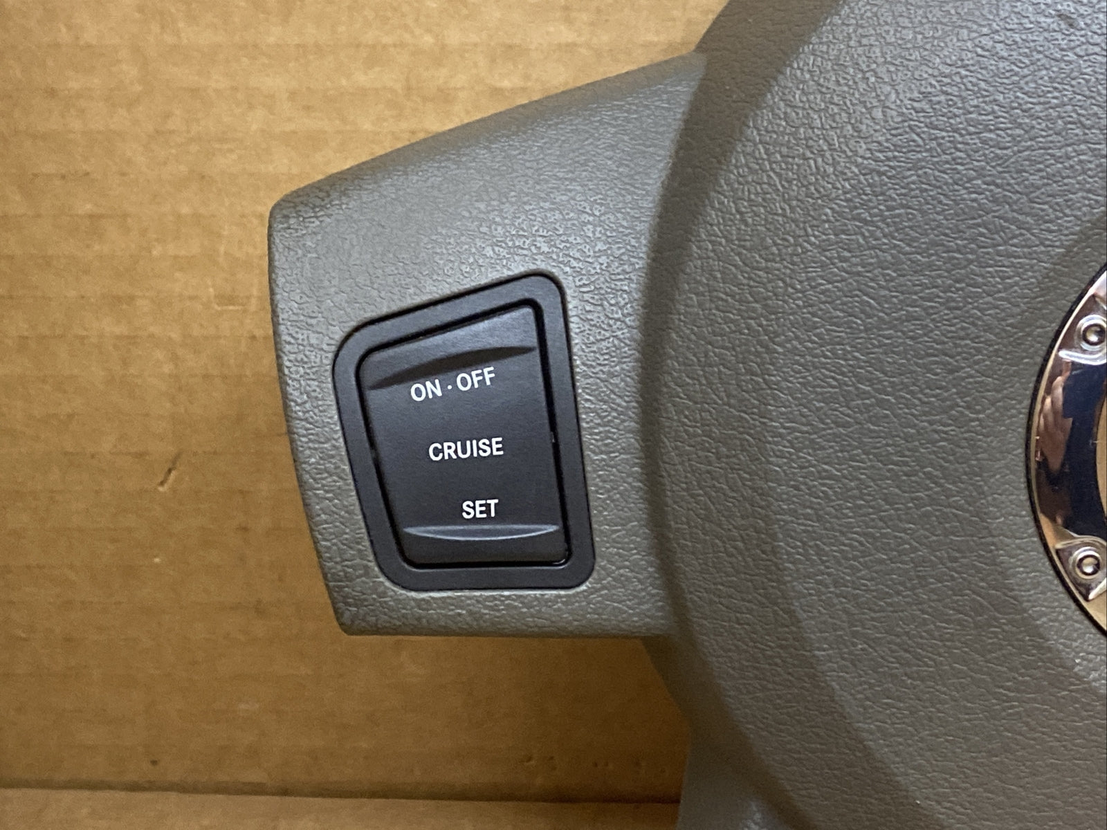 06 08 Jeep Commander Front Left Driver Side Steering Wheel Air Bag Airbag Khaki2