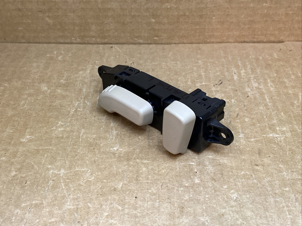 13 18 Nissan Altima Front Left Driver Side Seat Switch Controls 8 Way Blonde Tan3