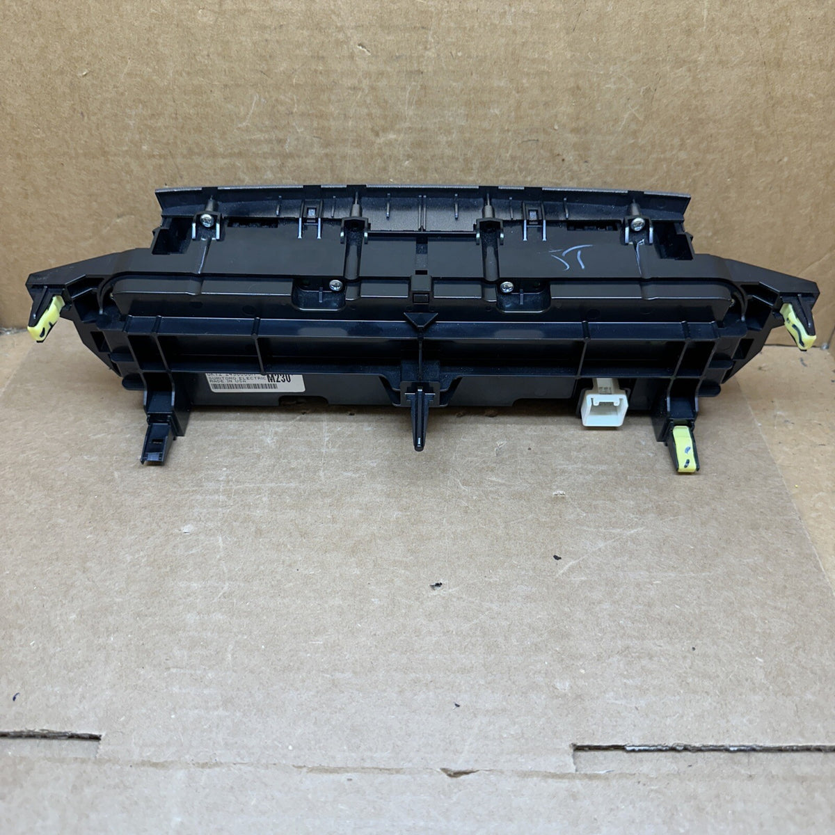 2011 2013 Toyota Highlander Temperature Temp Control Unit OEM 55900 0E2304