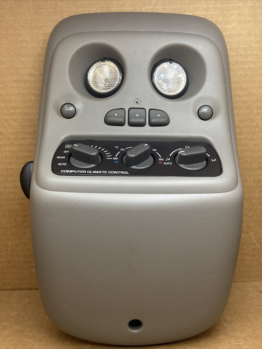 99 06 GMC Silverado Sierra Overhead Ceiling Console Light Homelink Temp Pewter1