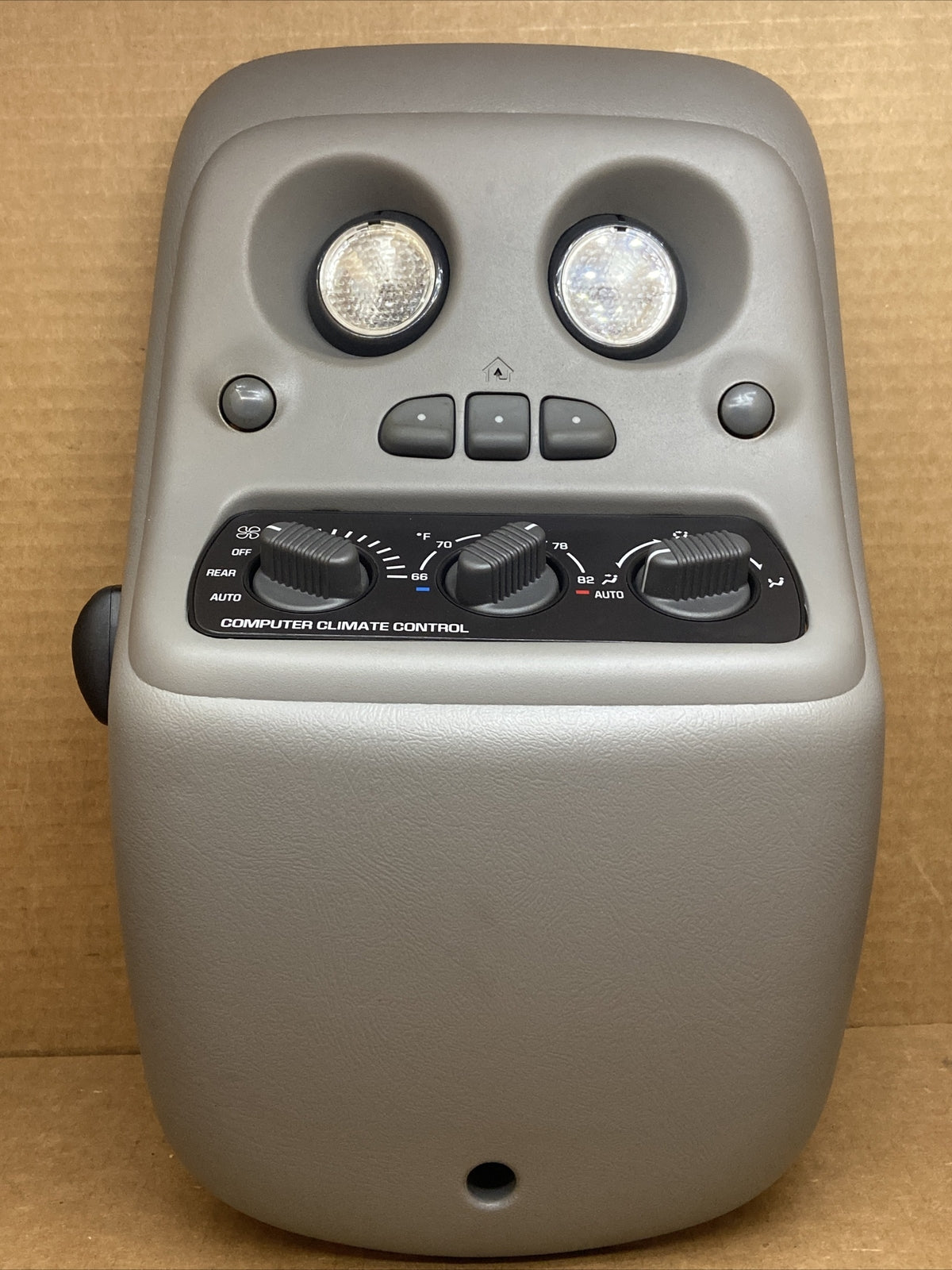 99 06 GMC Silverado Sierra Overhead Ceiling Console Light Homelink Temp Pewter1