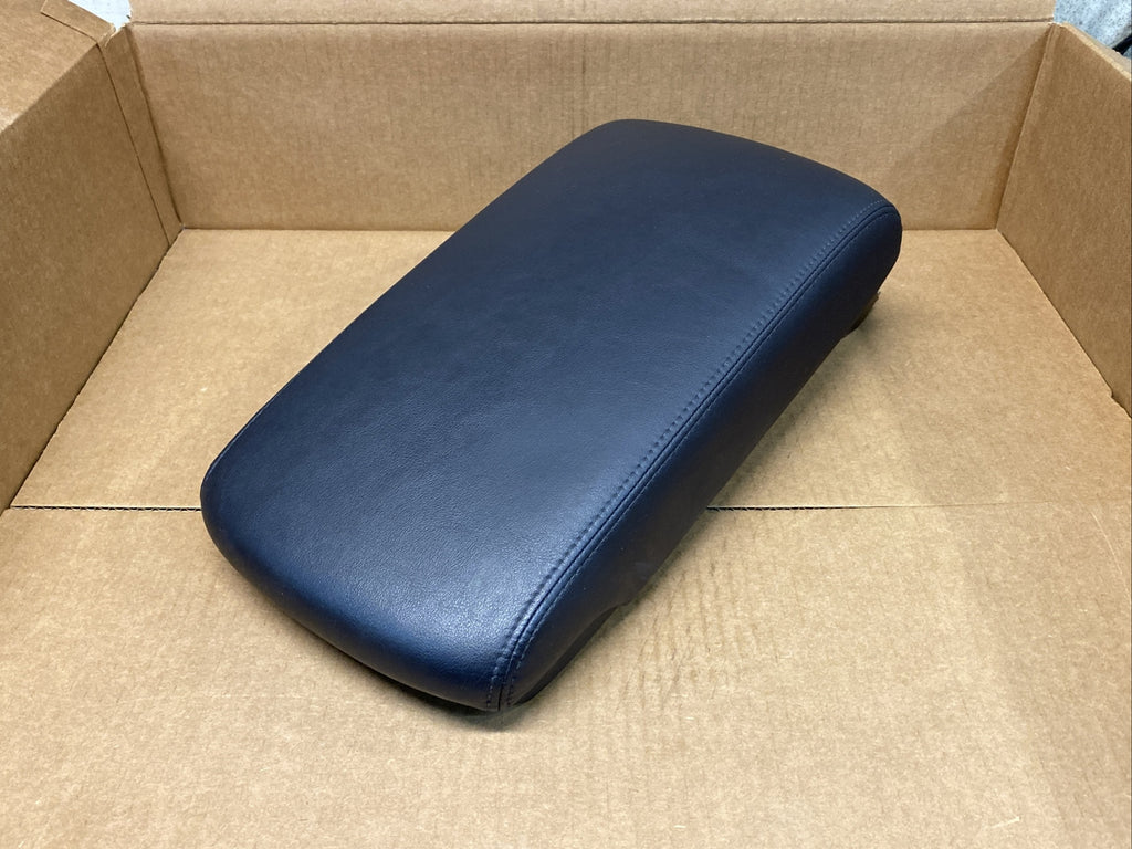 2011 2012 Toyota Avalon Center Console Lid Sliding Arm Rest Armrest Black1