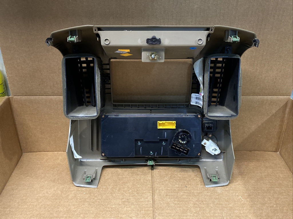 2005 2008 Nissan Xterra Climate Control Vents Panel Radio Bezel Tan 68260 EA1607