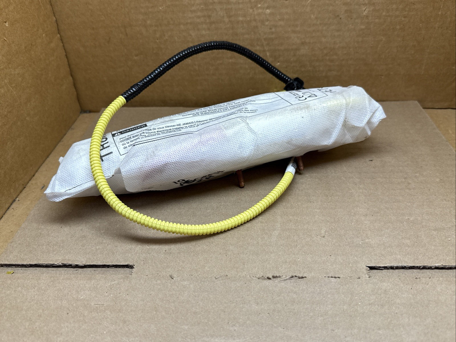 2019 2023 Subaru Ascent Front Right Side Passenger Seat Air Bag Airbag7