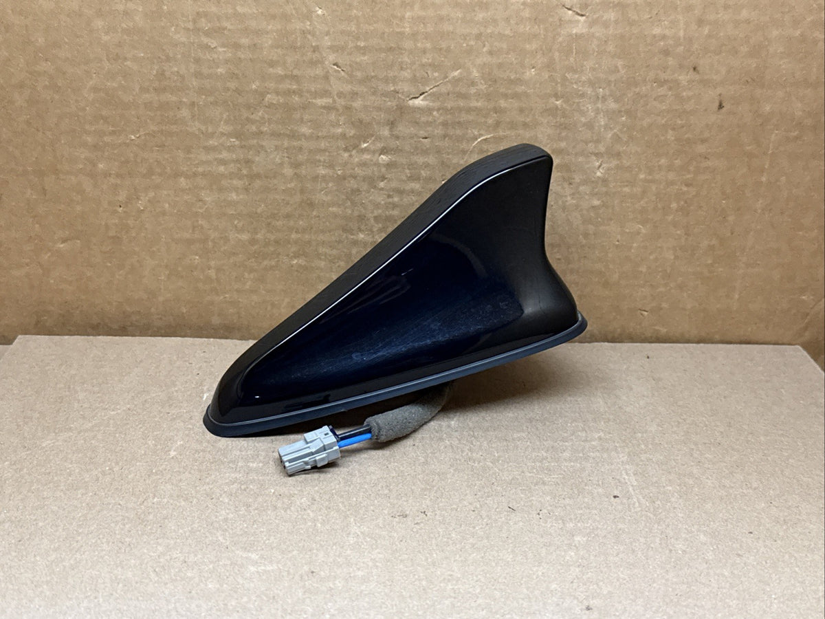 2020 2022 Kia Soul Radio Roof Rear Antenna Assembly Black OEM 96210 K00000