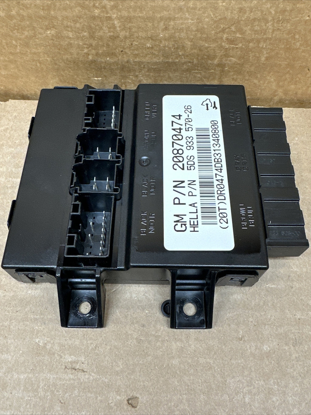 2007   2014 GM Tahoe Escalade Yukon Memory Seat Control Module 208704743
