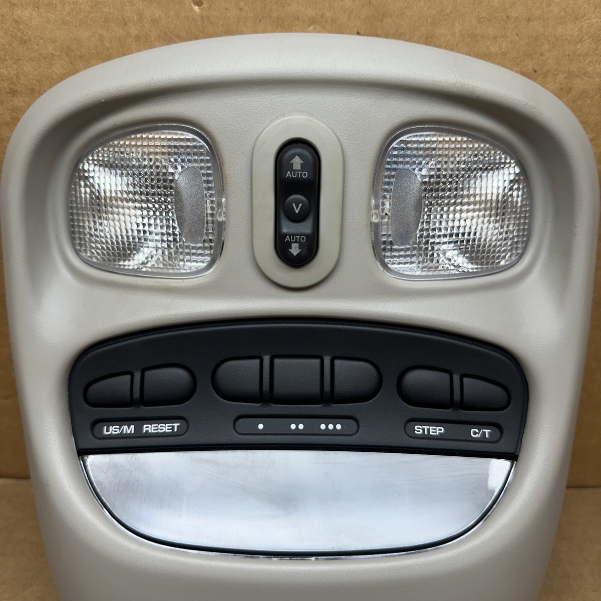 2006 2008 Dodge Ram Overhead Console Dome Map Lights Digital Display 56044864AC2
