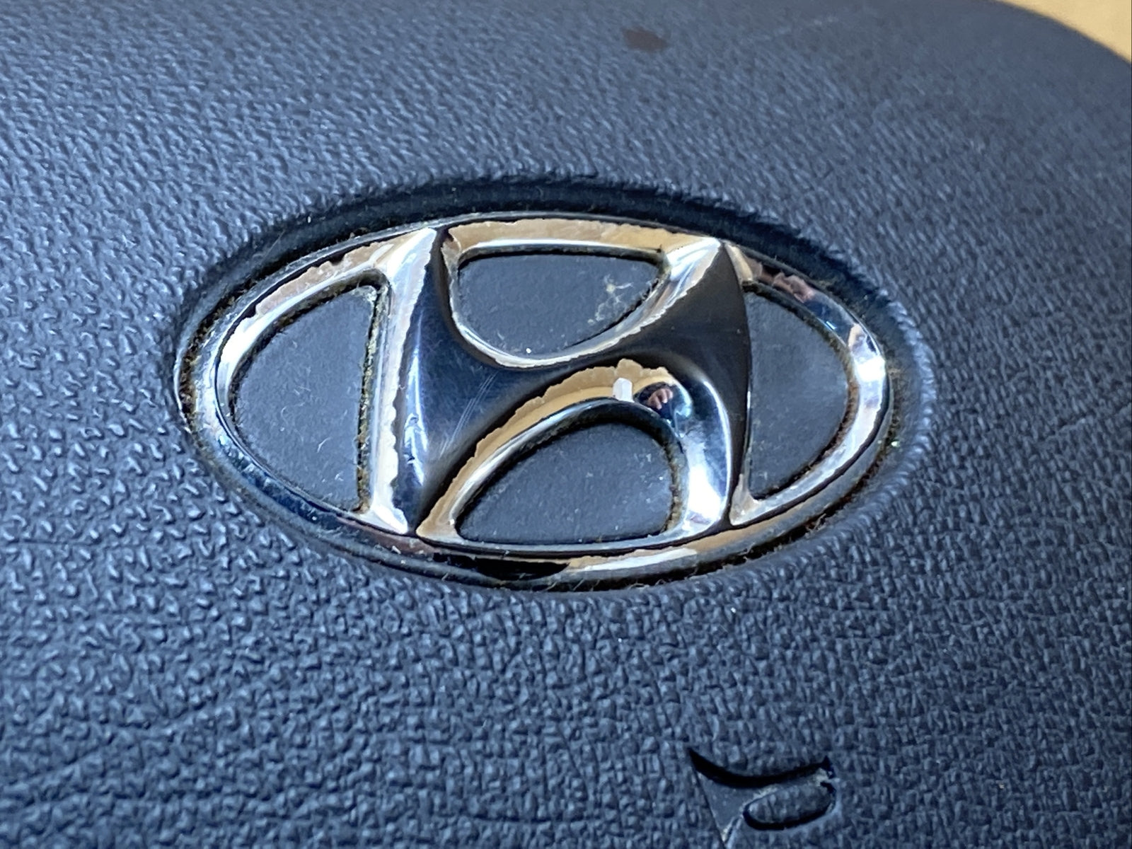 07 10 Hyundai Elantra Front Left Driver Side Steering Wheel Air Bag Airbag Black5