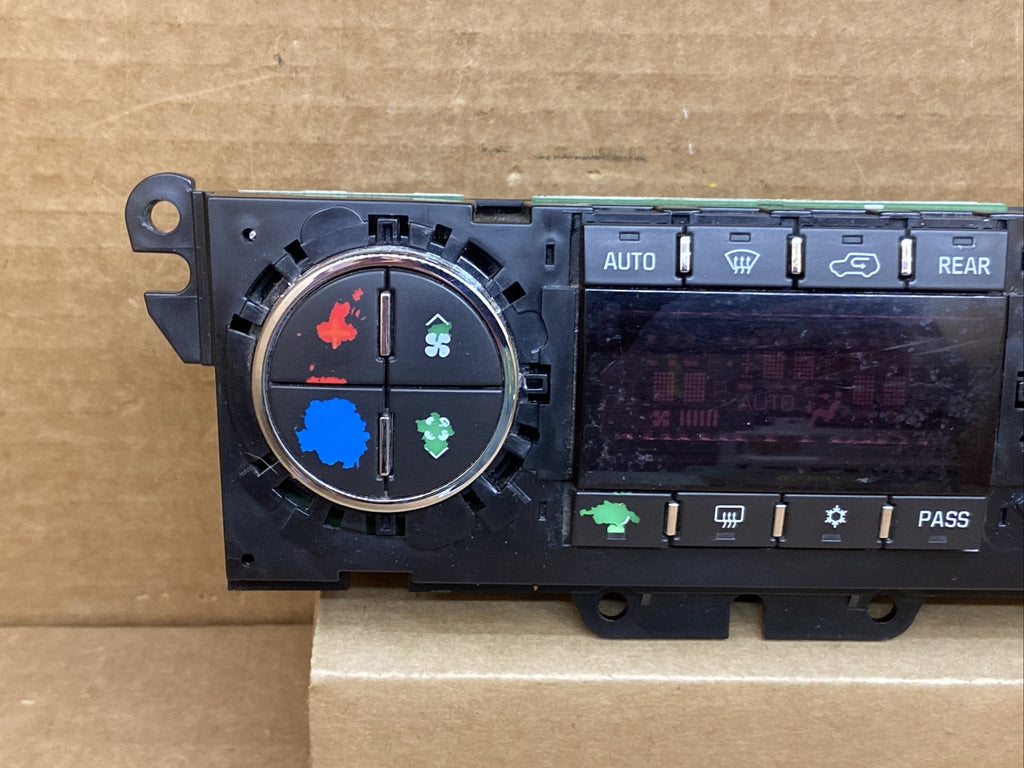 2007 2012 GMC Acadia Front Digital Climate Temp Temperature Control 259320361