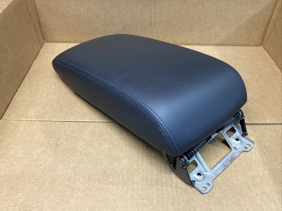 2011 2012 Toyota Avalon Center Console Lid Sliding Arm Rest Armrest Black4