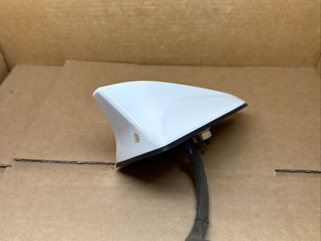 2014 2016 Kia Sportage Shark Fin Antenna OEM White 96210 3W800UD4