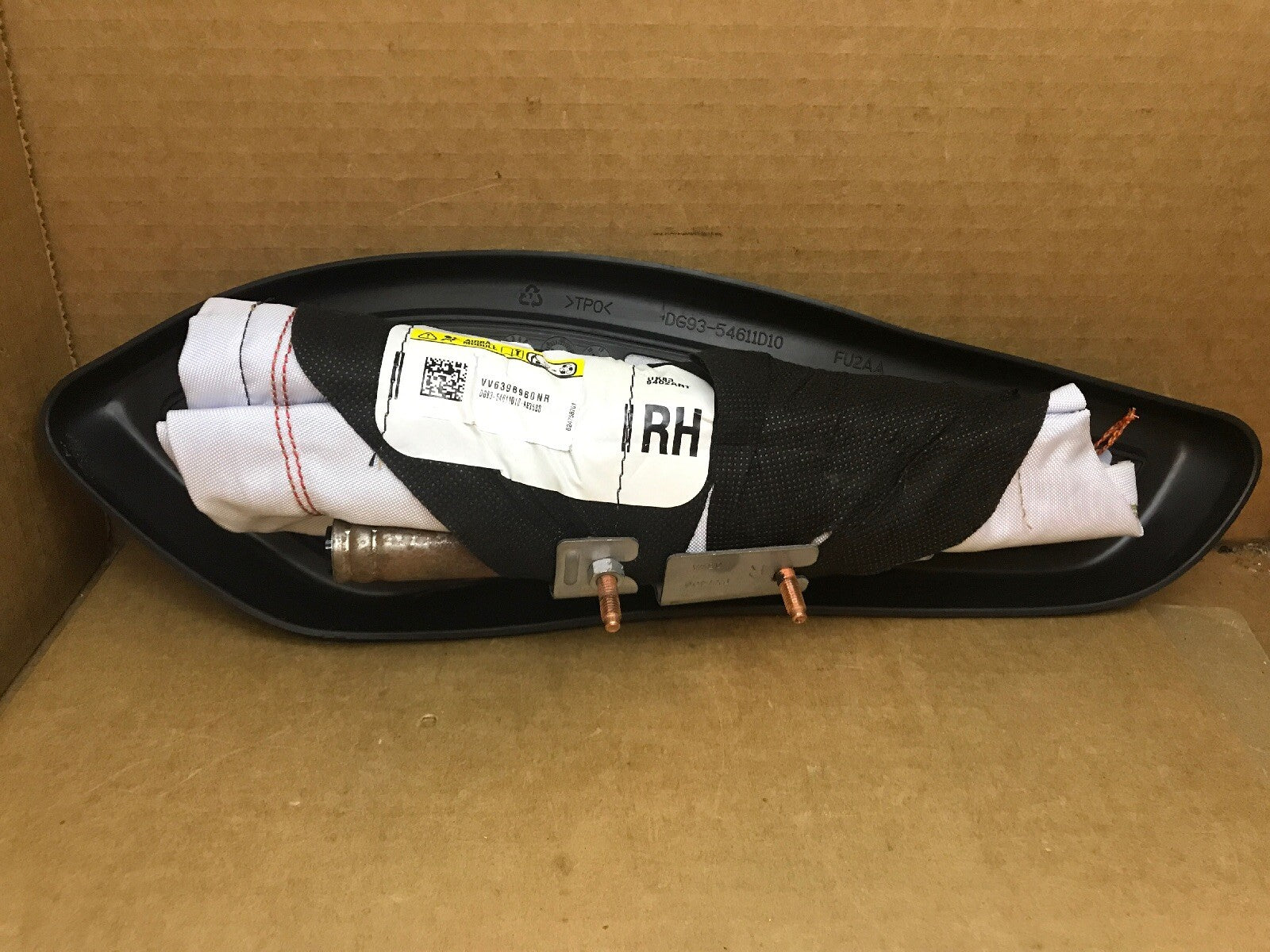 13 16 Ford Fusion Right Passenger Side Seat Air Bag Airbag DG93 54611D10 AE35B83
