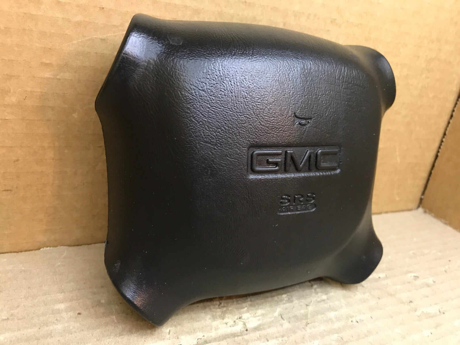 01 02 GMC SIERRA YUKON JIMMY FRONT LEFT DRIVER STEERING WHEEL AIRBAG AIR BAG2