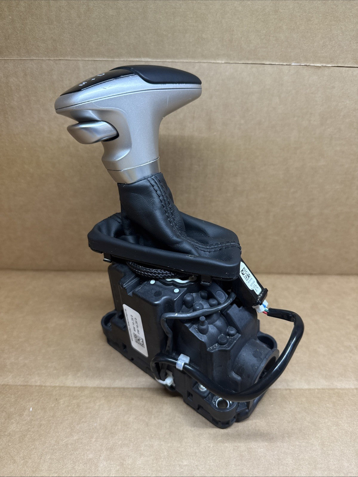 2015 2023 CHARGER CHALLENGER FLOOR CONSOLE AUTOMATIC GEAR SHIFTER 68205233AJ OEM2