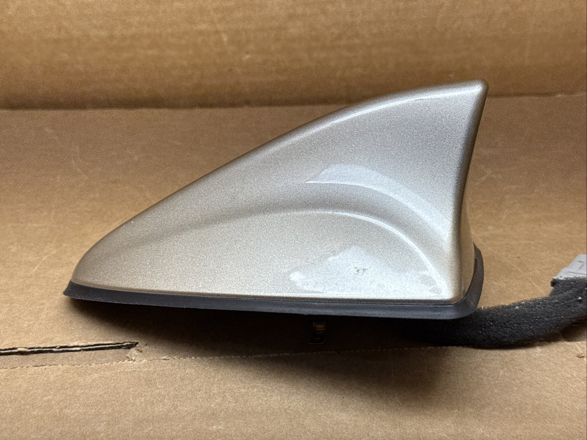 2015 2016 Kia Sedona Roof Radio Audio Antenna 96210 A92008K27