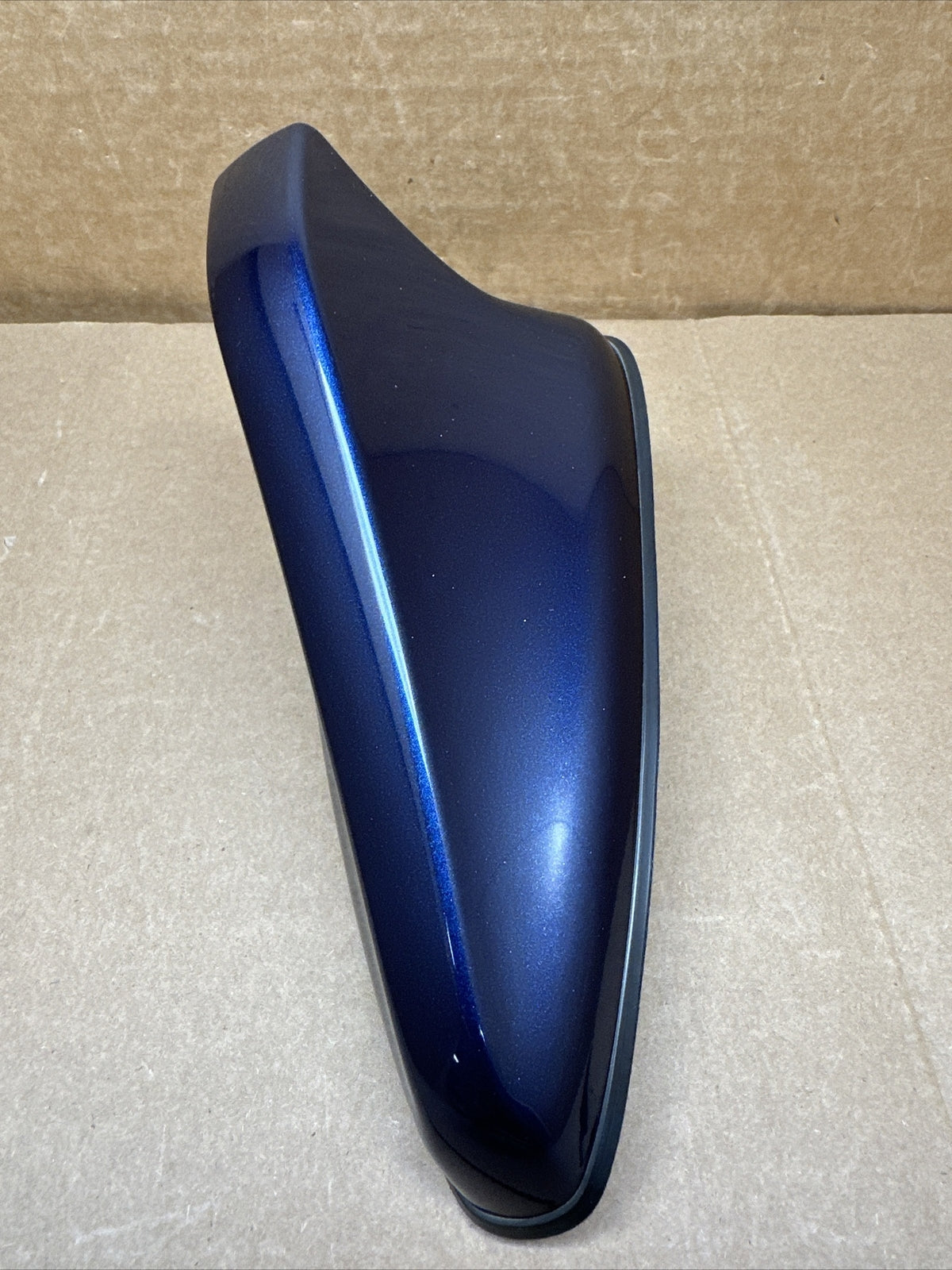 2019   2020 HYNDAI SANTA FE OVERHEAD ROOF SHARKFIN RADIO ANTENNA 96210 S2200ST21