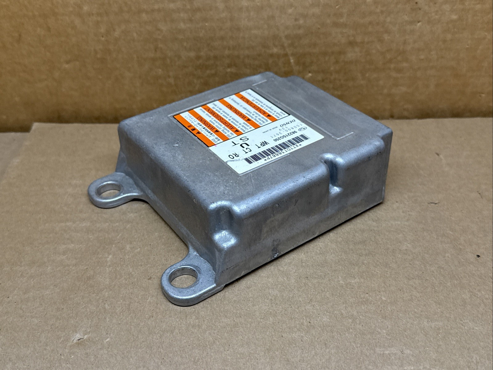 2017 2018 Subaru Forester SRS Air Bag Airbag Control Module 98221SG2505