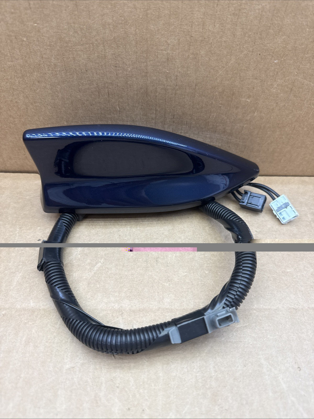 2016-2018 Acura RDX Roof Rear Shark Fin Antenna 39150-TX4-A411-M1 Blue B588P0