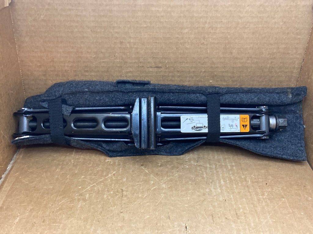 10 19 TAURUS 09 16 LINCOLN MKS SPARE TIRE SCISSOR JACK TOOLS SET KIT LUG WRENCH5