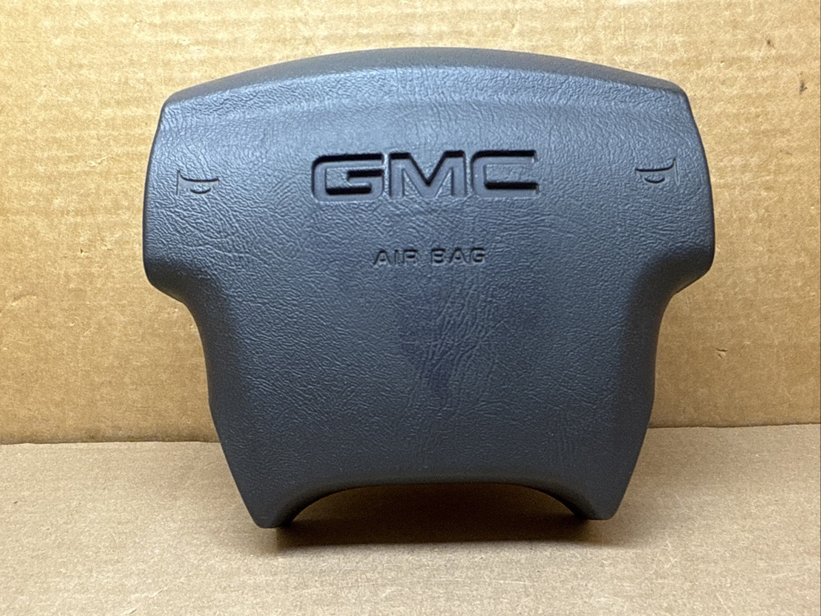 03 06 SIERRA YUKON ENVOY LEFT DRIVER SIDE STEERING WHEEL AIRBAG AIR BAG TWO PLUG2