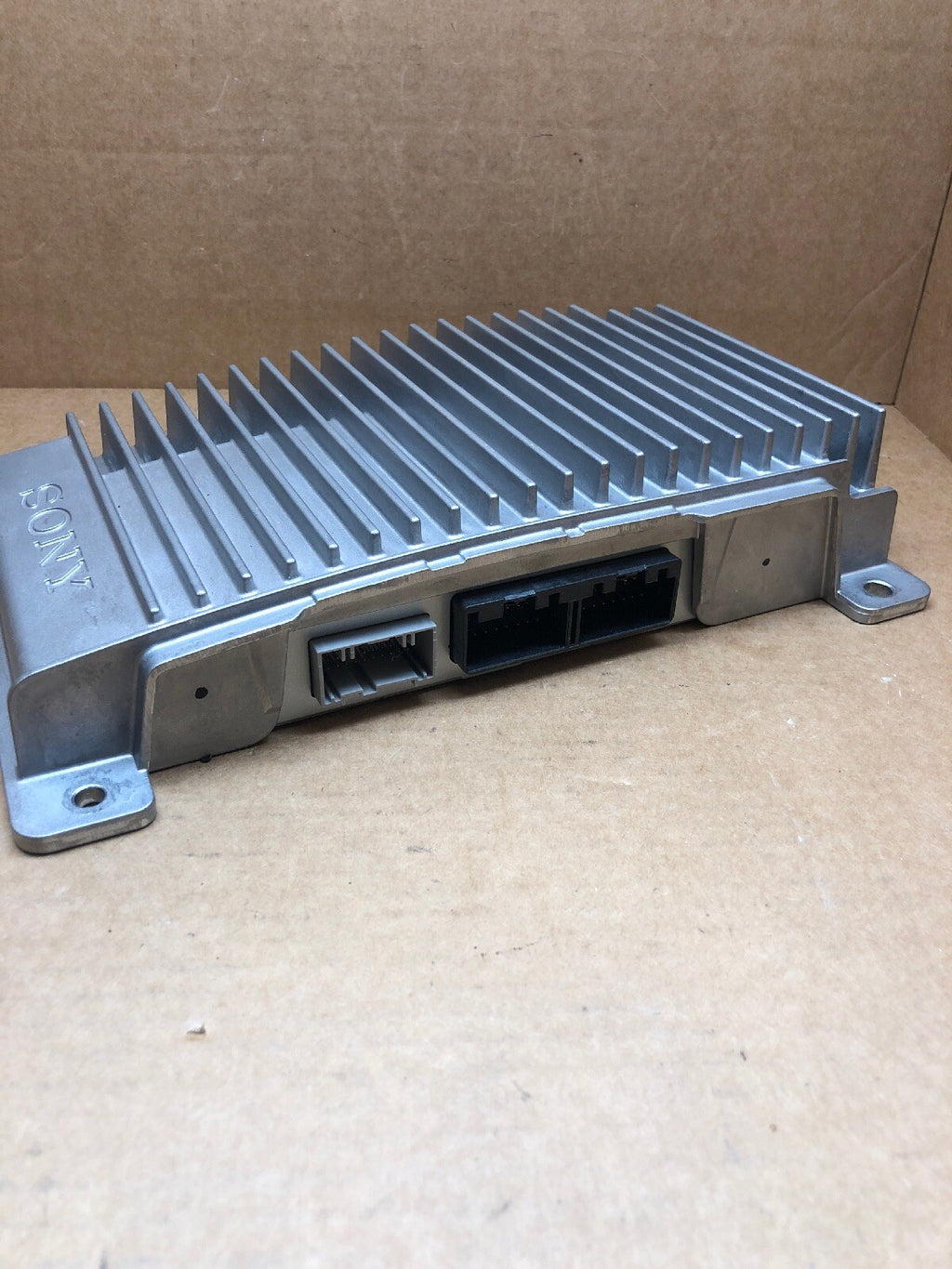 14 15 16  FORD FOCUS FUSION EDGE ESCAPE SONY AUDIO AMP AMPLIFIER CT4T18B849AF A23