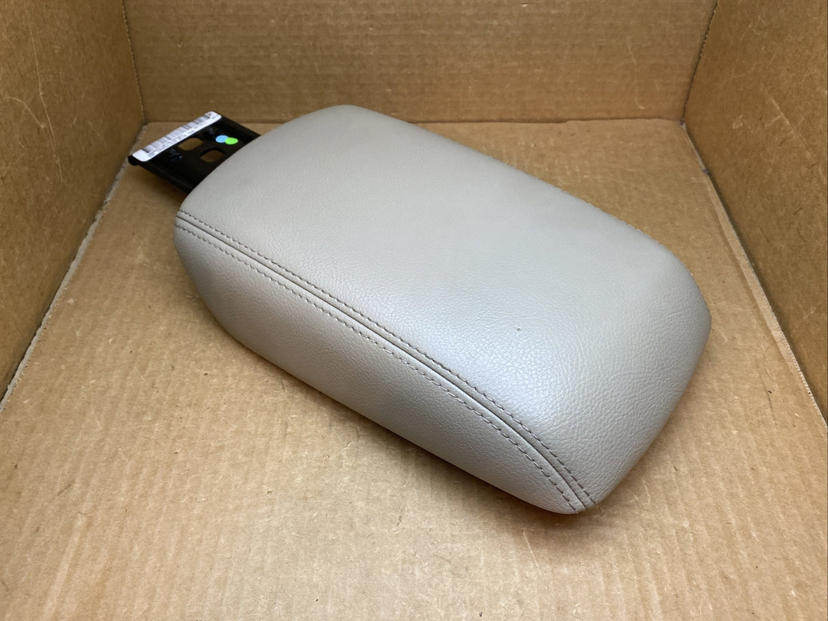 2012 2014 Ford Focus Center Console Lid Armrest Arm Rest Long Version Beige Tan4