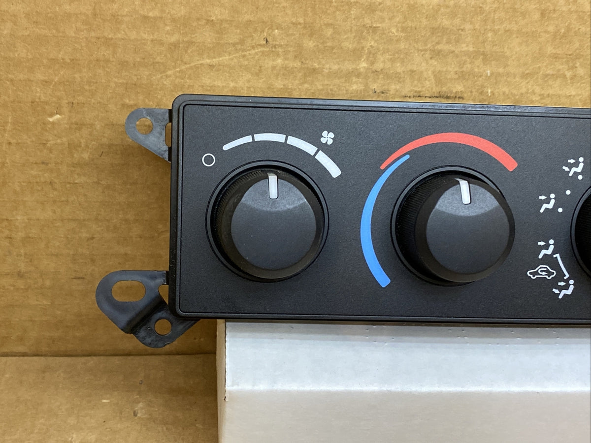 06 08 Dodge Ram Temp Temperature Climate Control Switches Dials P55056569AE1