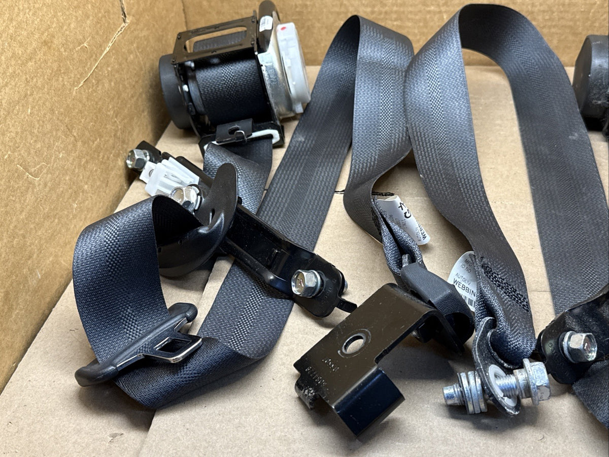 2014 2018 Outlander Sport Front Seat Belt Seatbelts Retractor Driver Passenger4