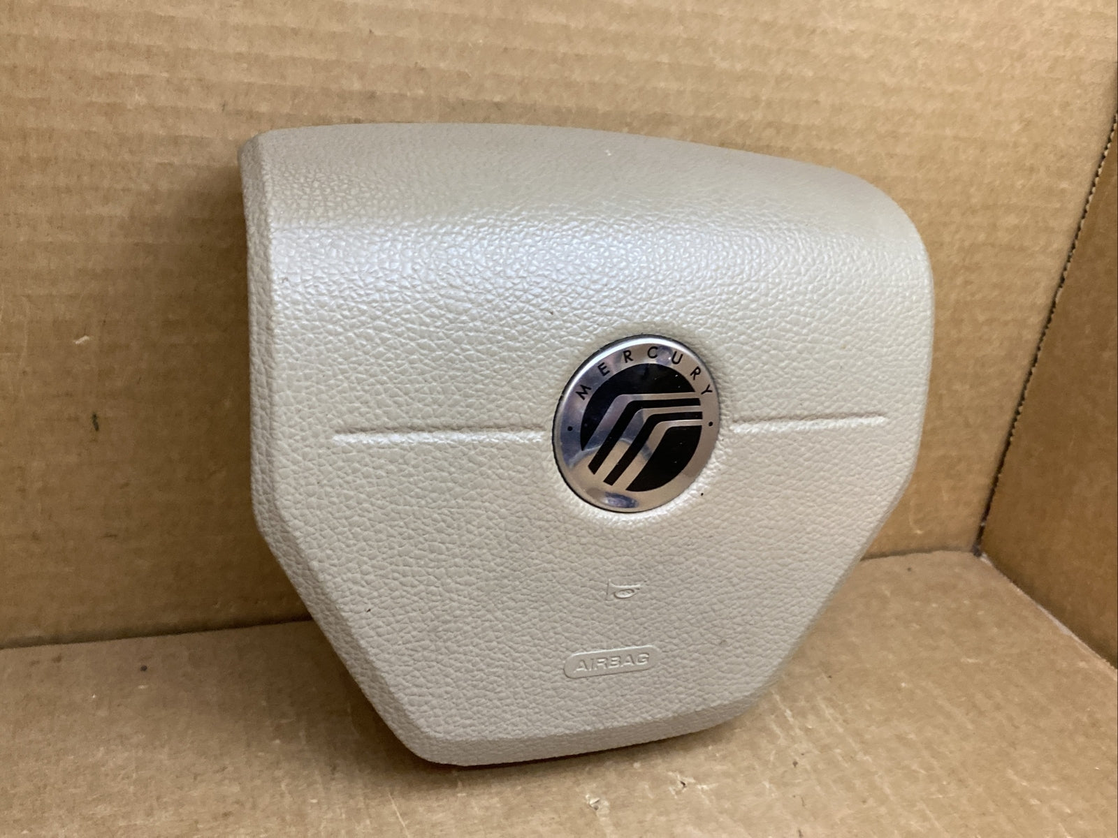 2006 2010 Mountaineer Front Left Driver Side Steering Wheel Air Bag Airbag Tan2