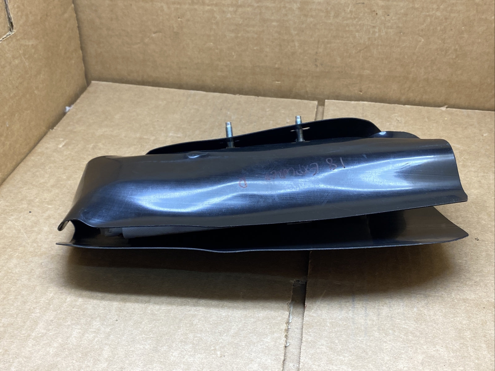 2016 2019 Ford Explorer Front Right Side Passenger Seat Air Bag Airbag3