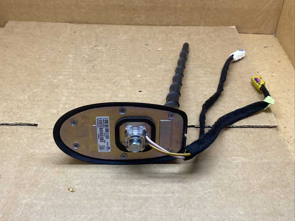 16 20 Cherokee 17 22 Compass 19 20 Journey Radio Roof Antenna OEM P68487090AA5