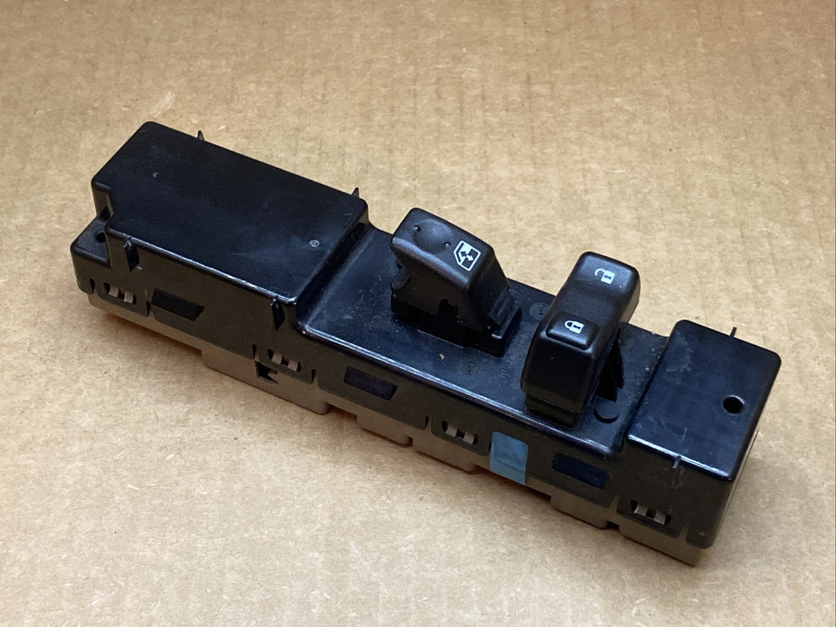 03 06 Tahoe Yukon Silverado Window Control Switch Front RH Right OEM 152028551