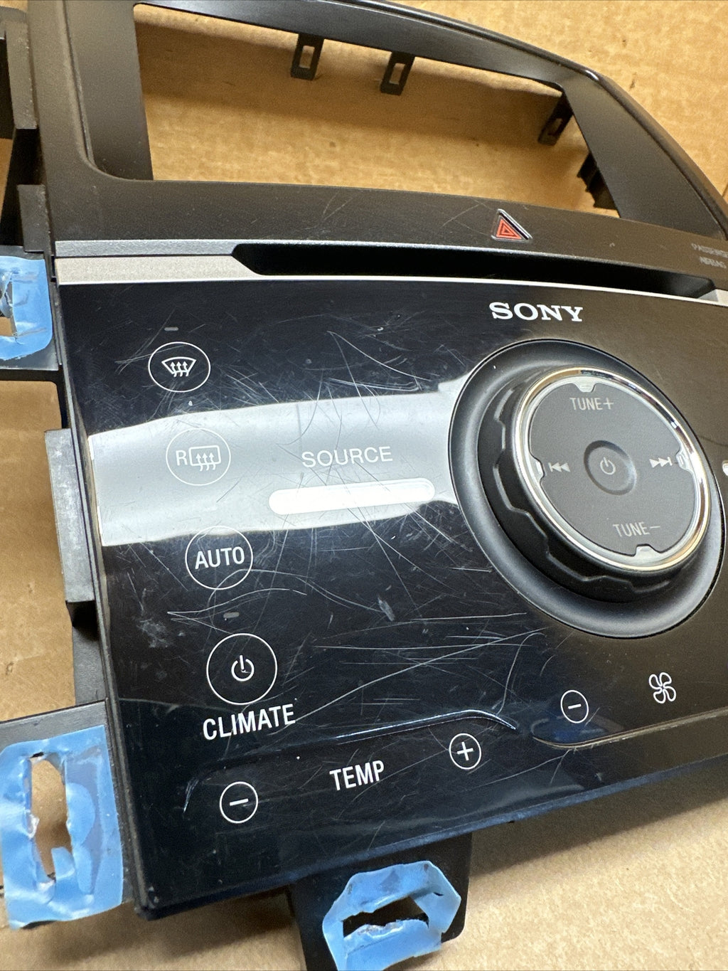 2011 2014 Ford Edge Sony Radio Face Bezel Climate Control Panel BT4T 18A802 CL3