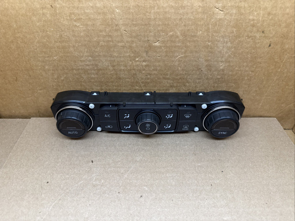 2014 2019 Silverado Sierra Temperature Climate AC Heater Control OEM 841644761