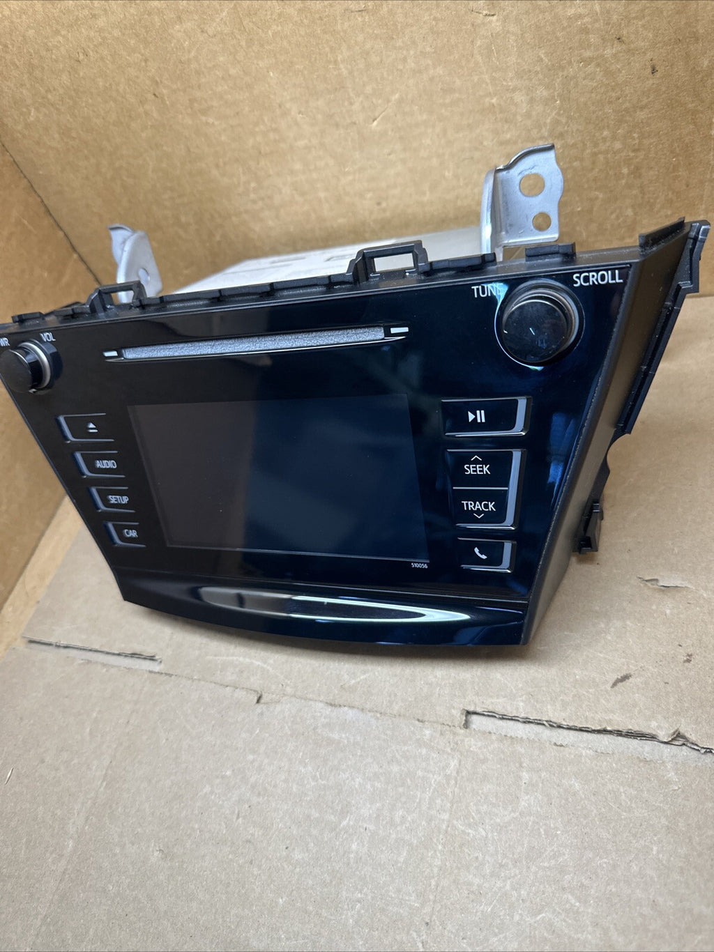 2014 2017 Toyota Prius V CD Player MP3 AM FM Radio Media Screen 86140 472112